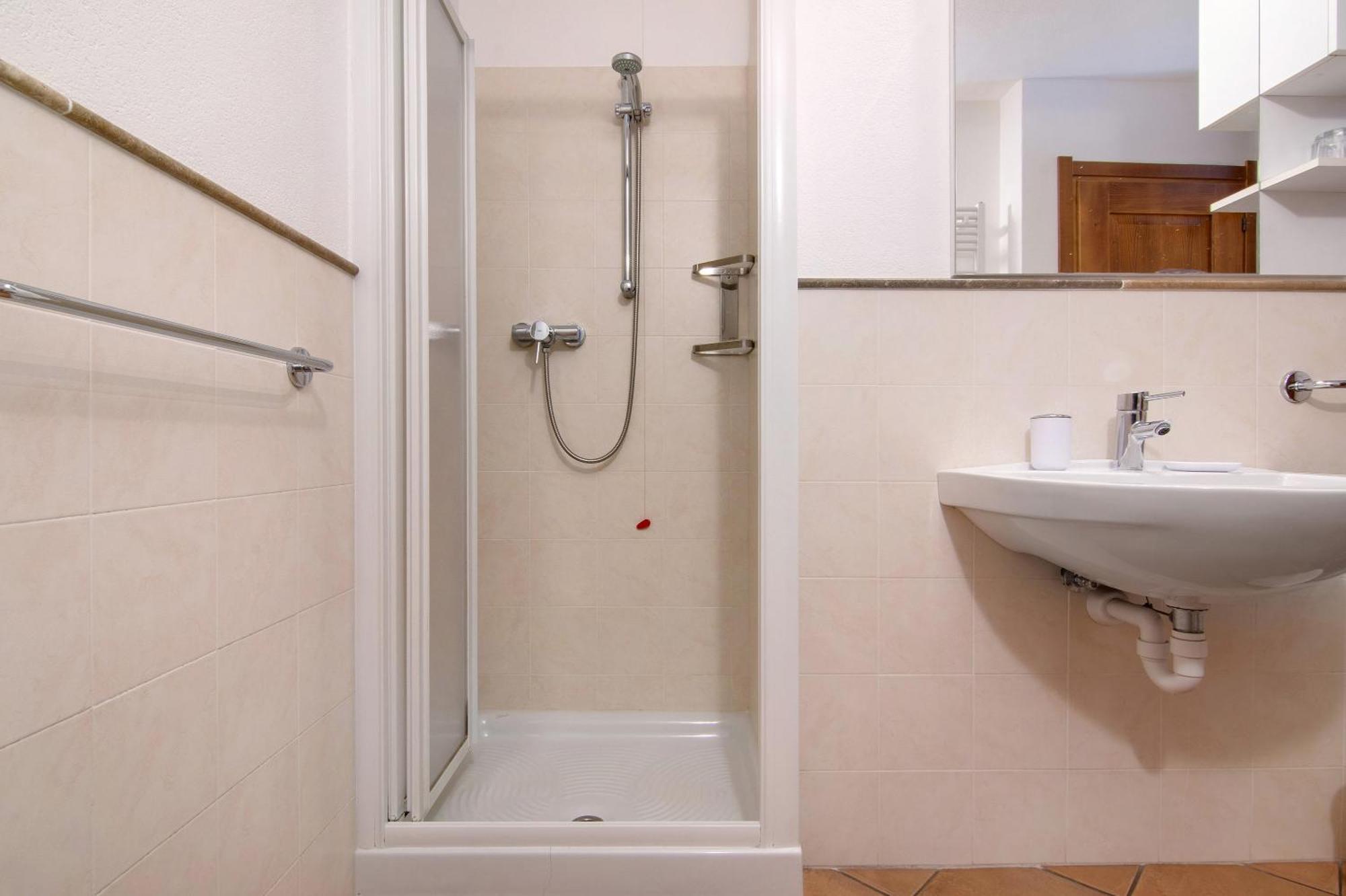 Larice Bianco App N5 Apartment